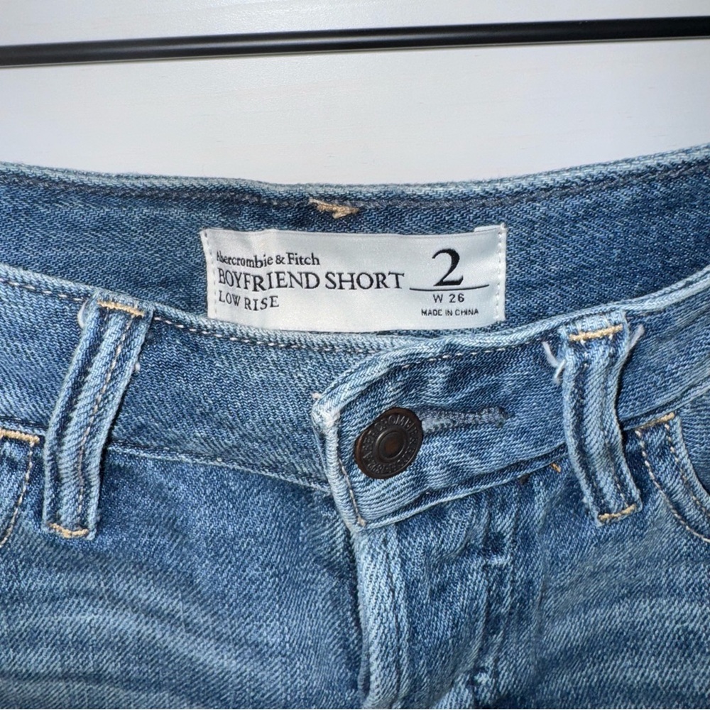 A&F shorts - Picture 2 of 3